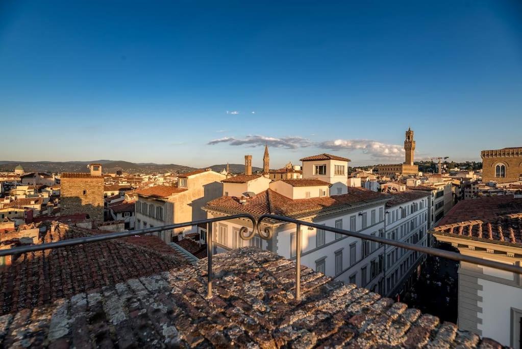 Luxury In Adimari's Tower With Terrace * Firenze